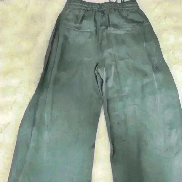 H&M woman’s ocean  blue casual flare wide legged pants jogger style in size 2 - Picture 7 of 9